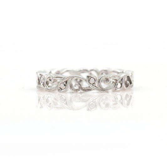 14K White Gold Diamond Vines & Leaves Band