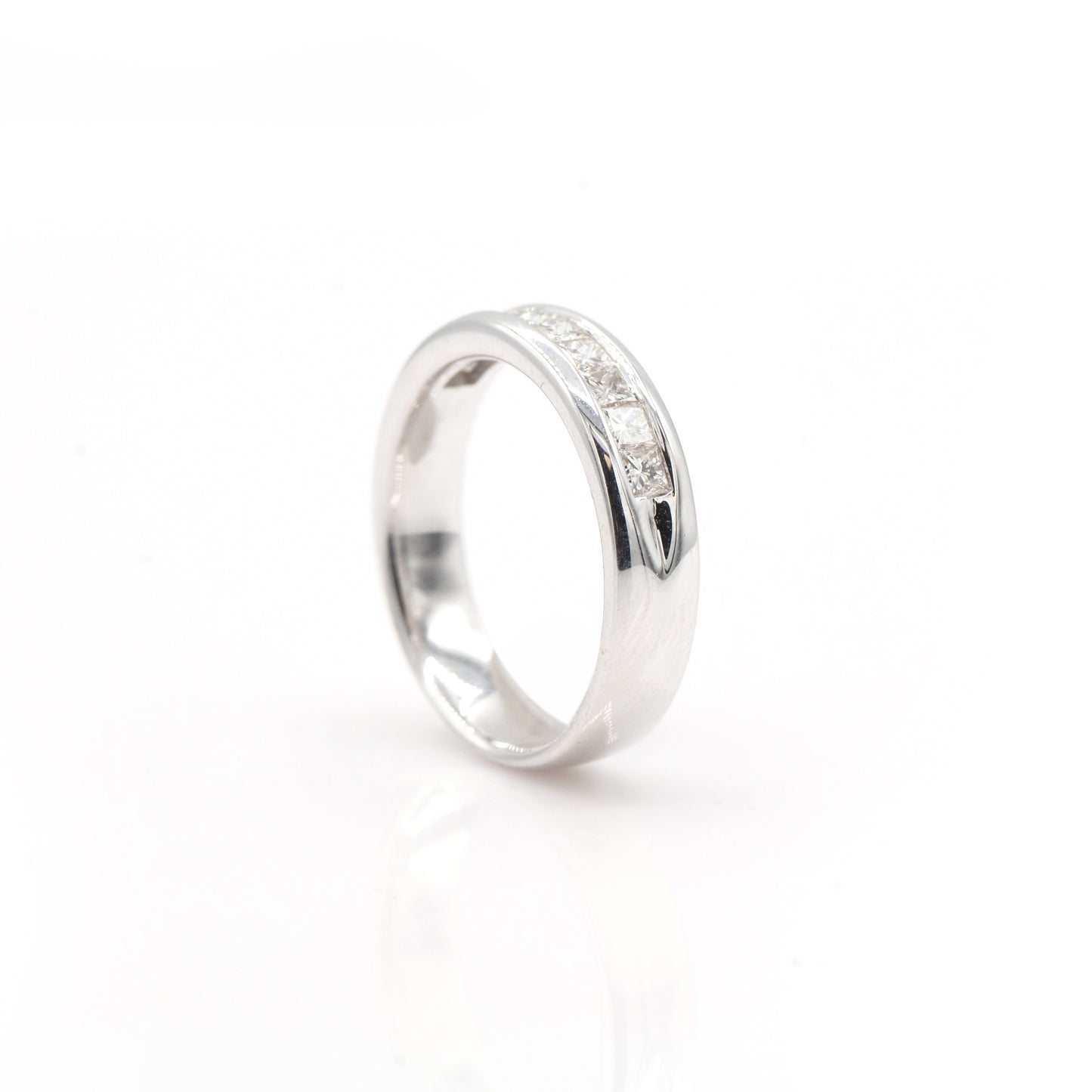 14k White Gold Diamond Band