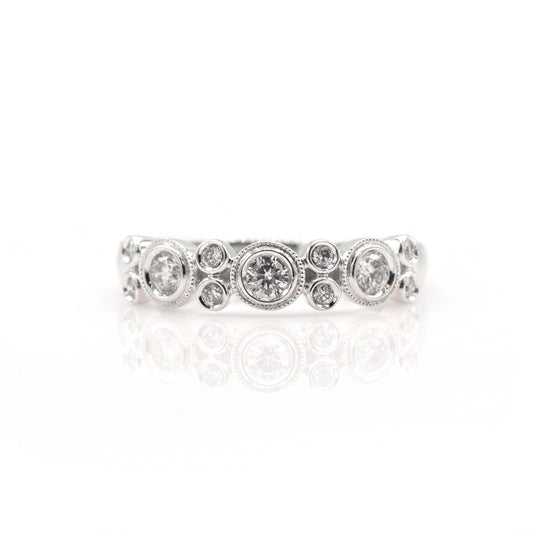 14K White Gold Diamond Shapes Band