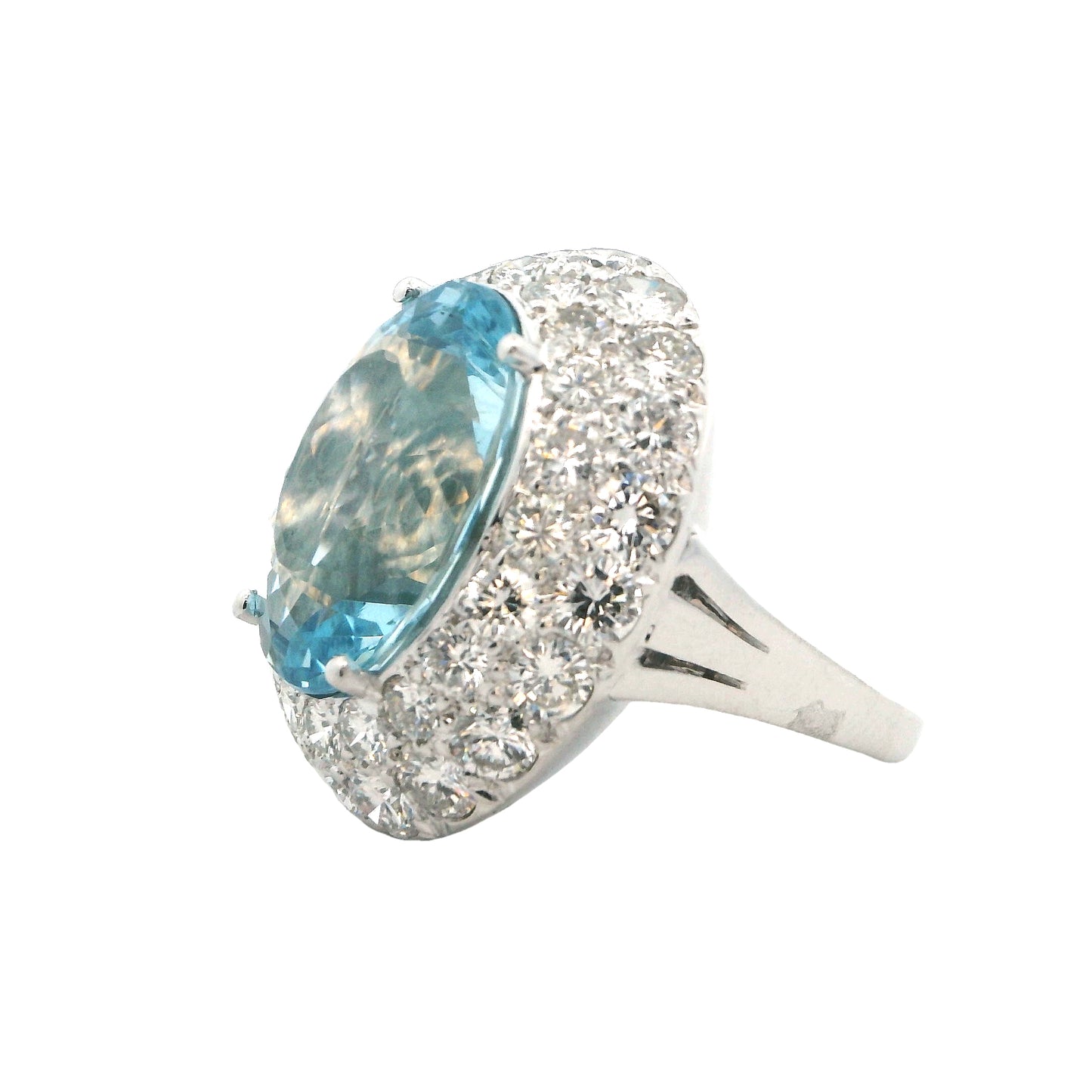 Estate Collection 14K 8.41ct Oval Aquamarine & Diamond Ring