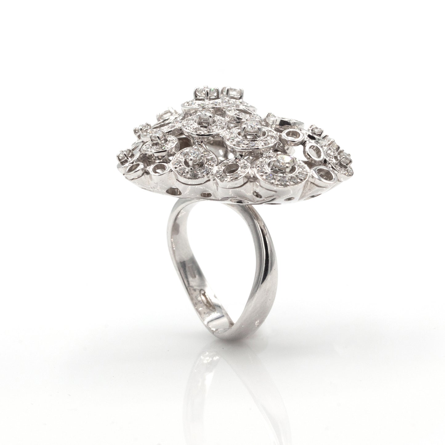 Estate Collection 18K 1.44ctw Diamond Heart Ring