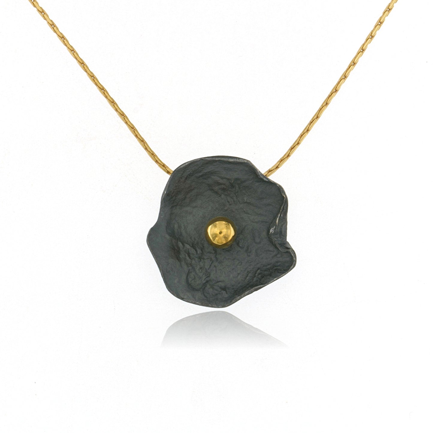Mysterium Collection Black & Gold Petal Necklace (Lg)
