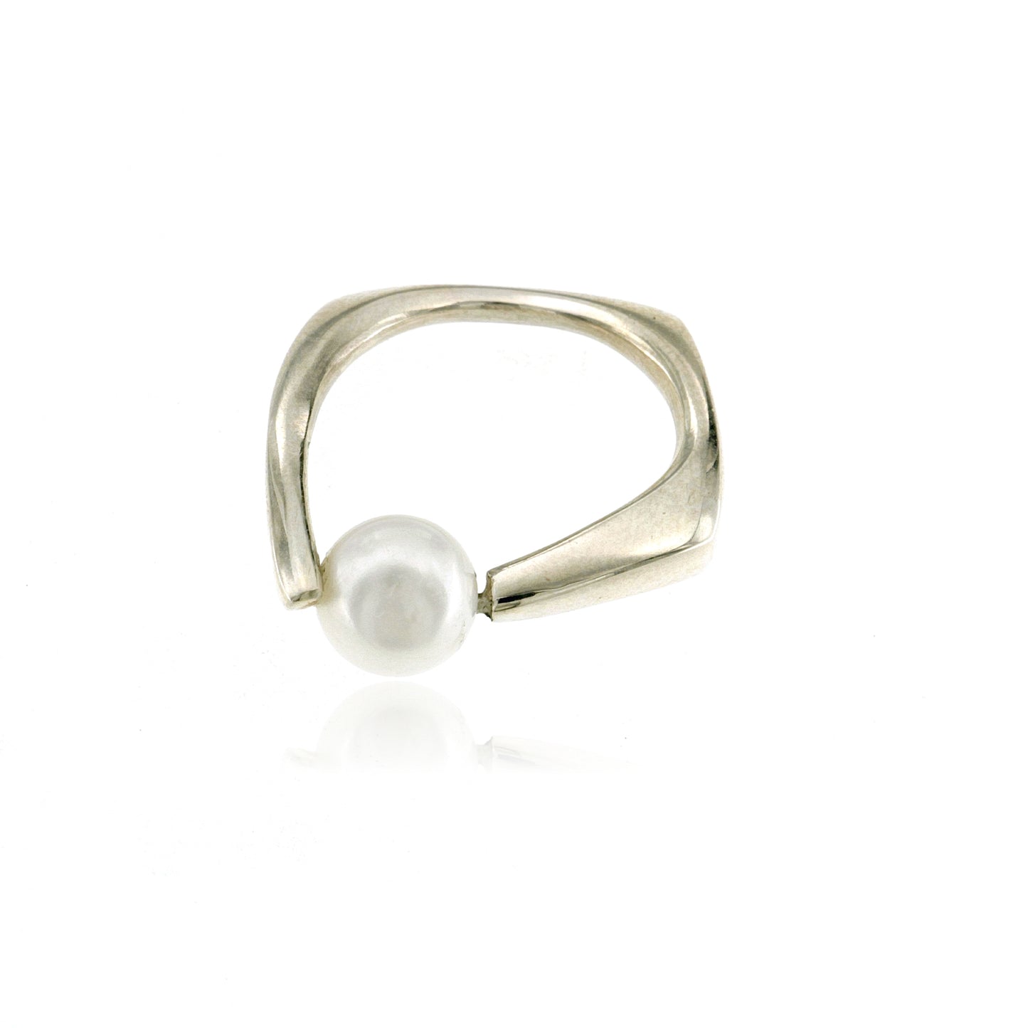 Mysterium Collection Geometric Pearl Ring