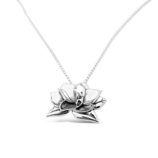 Cristy Cali Sterling Silver Magnolia Pendant (lg)