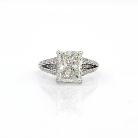 Estate Collection Platinum Diamond Ring