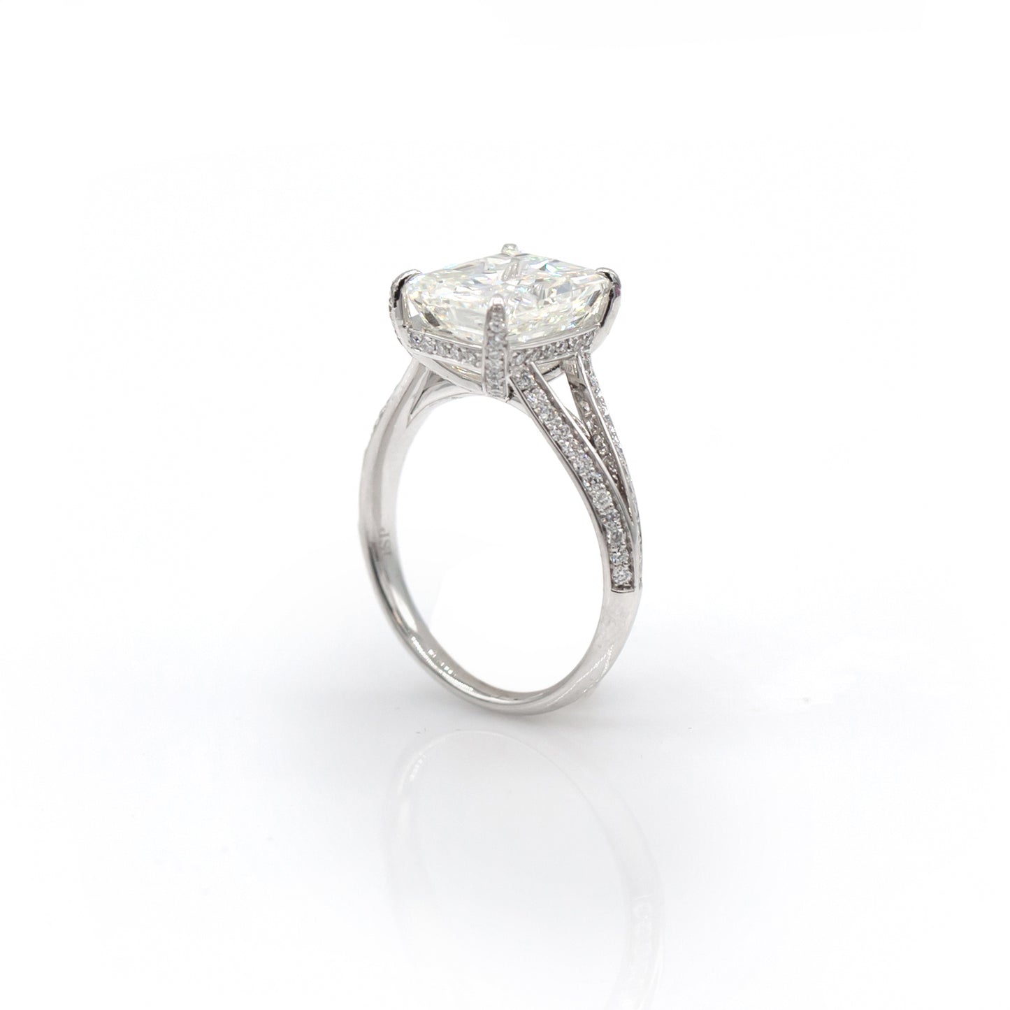Estate Collection Platinum Diamond Ring