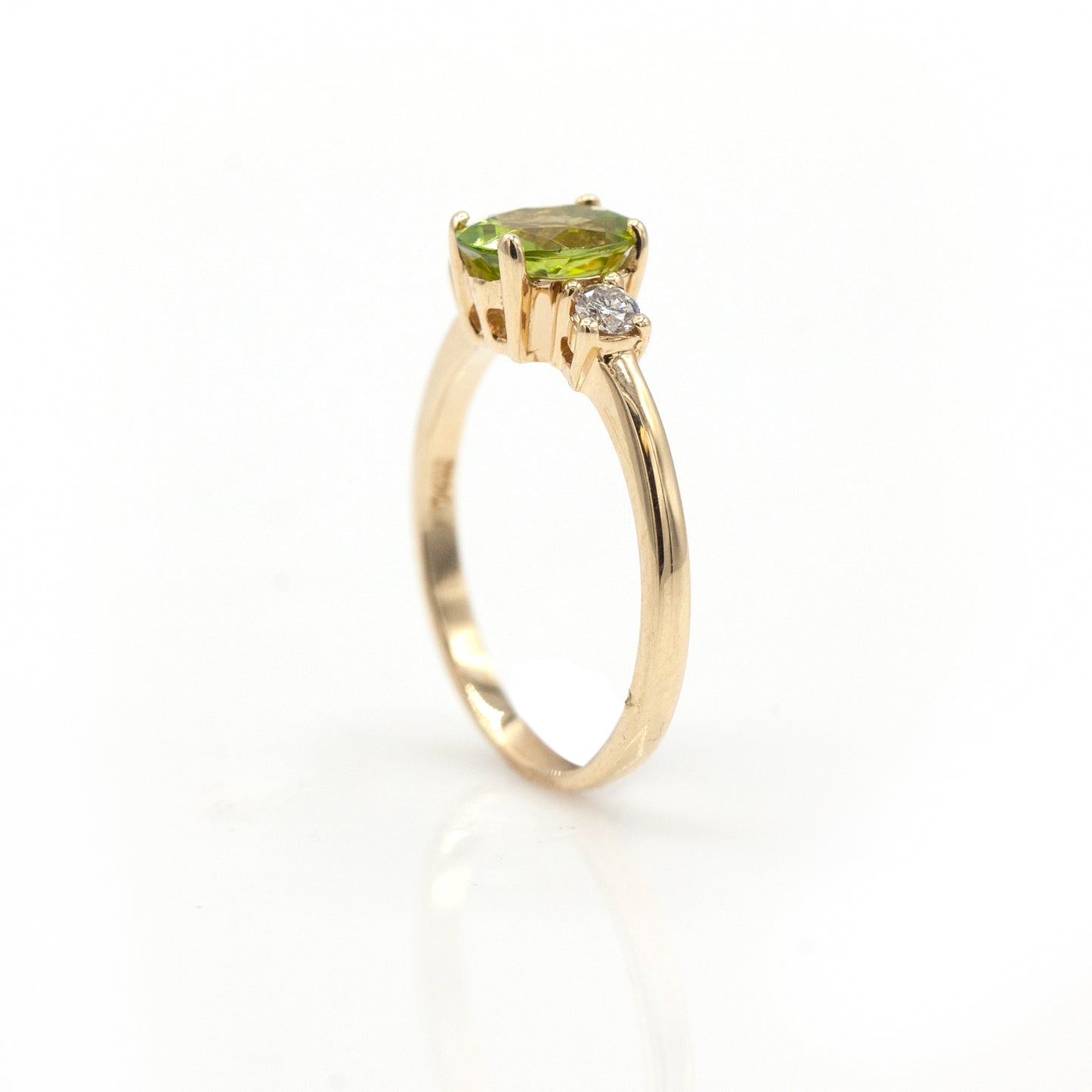 14K Yellow Gold Peridot & Diamond Ring