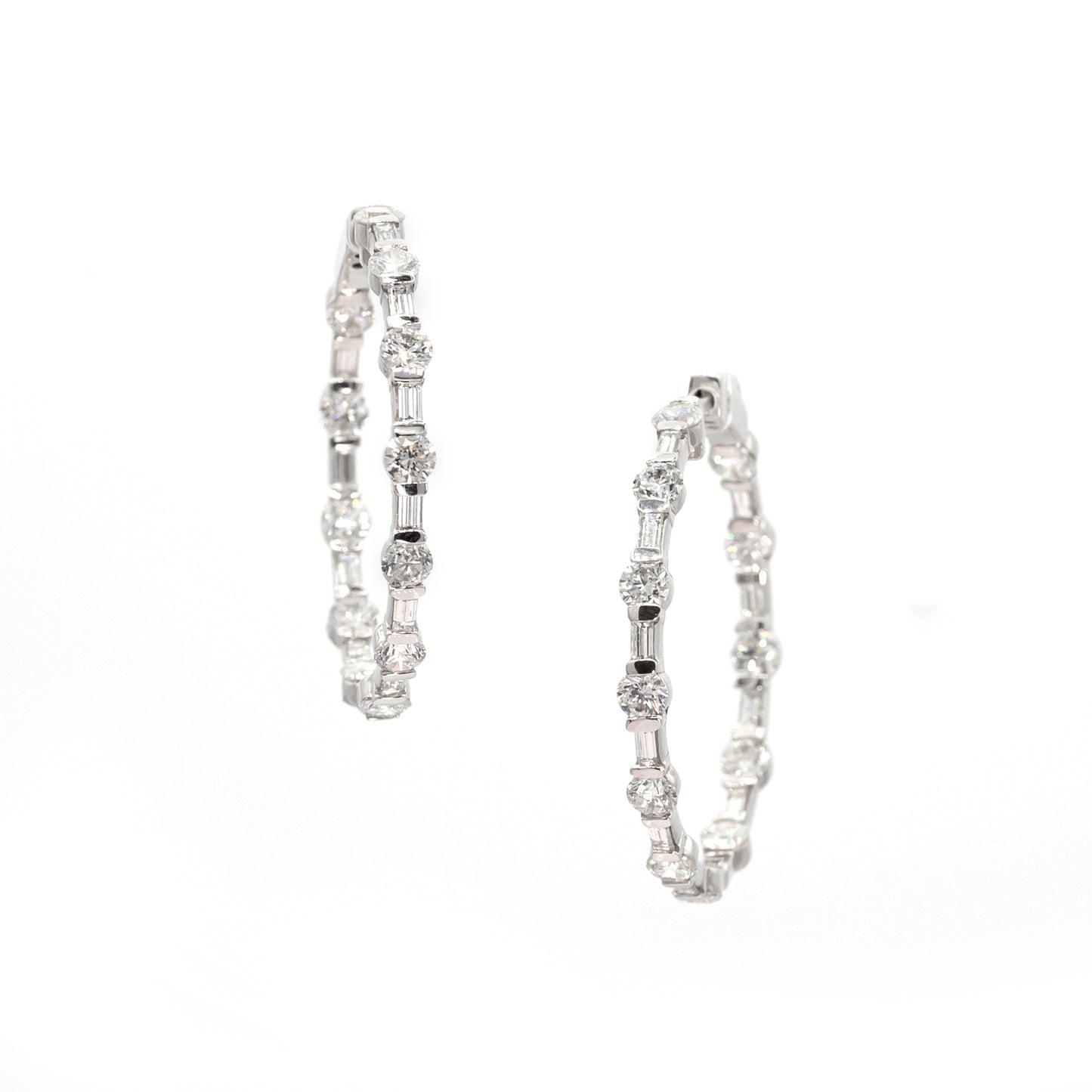 18K 5.49ct Diamond Round In & Out Hoop Earrings