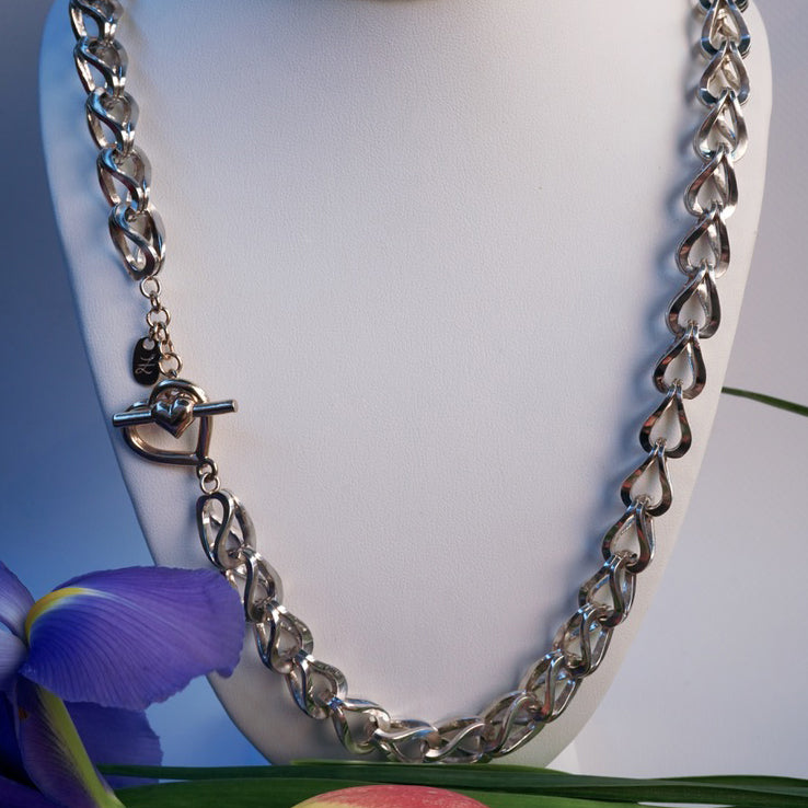 Tim & Mabel Heavy Heart Toggle Necklace