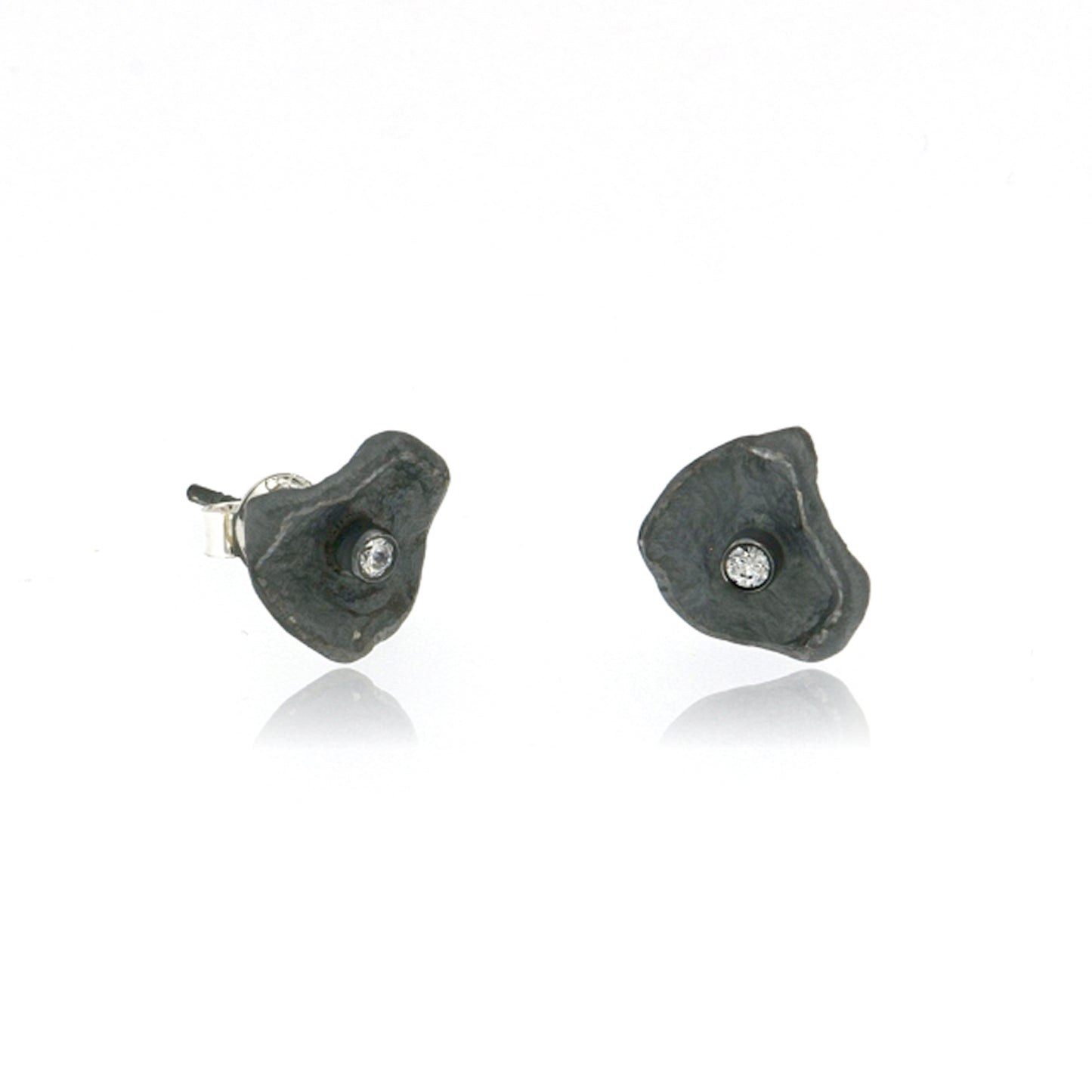 Mysterium Collection Sterling Petal & CZ Earrings (Sm)