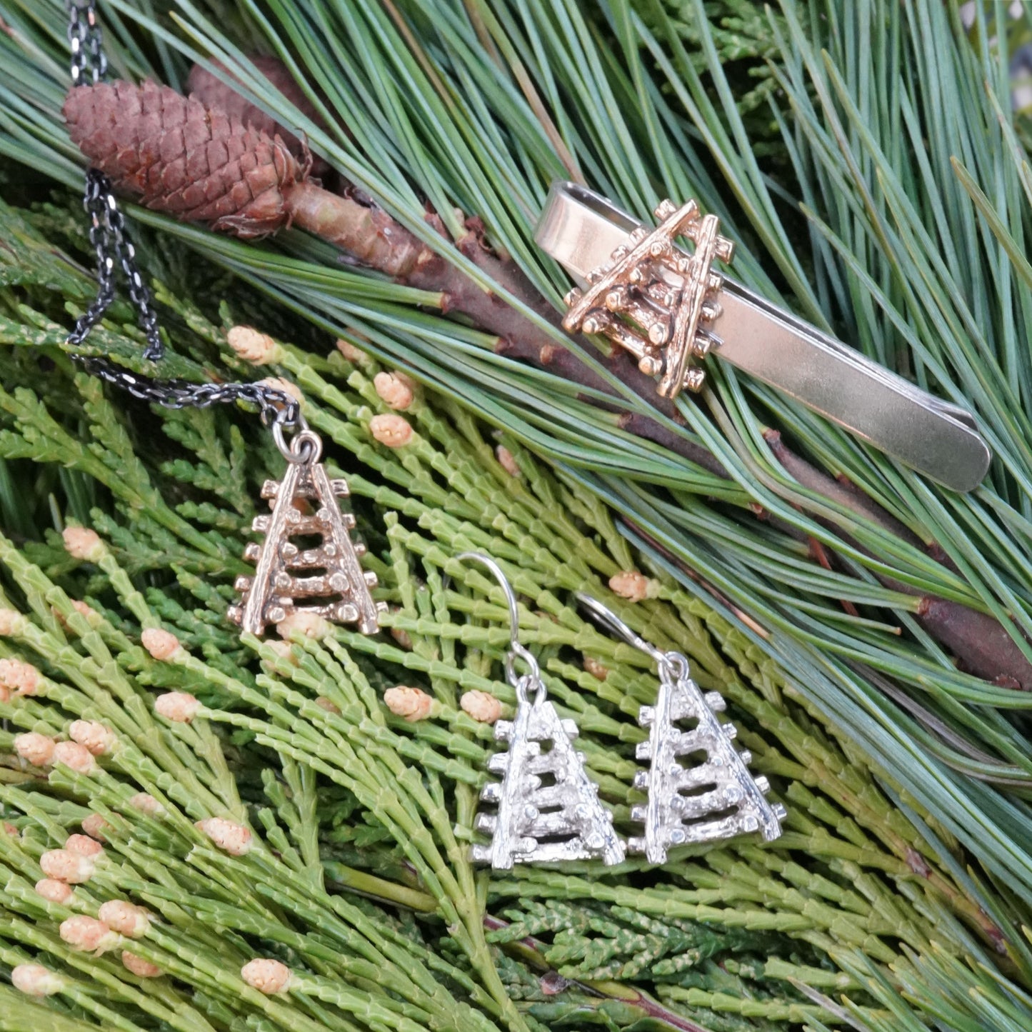 Tim & Mabel Levee Bonfire Pendant