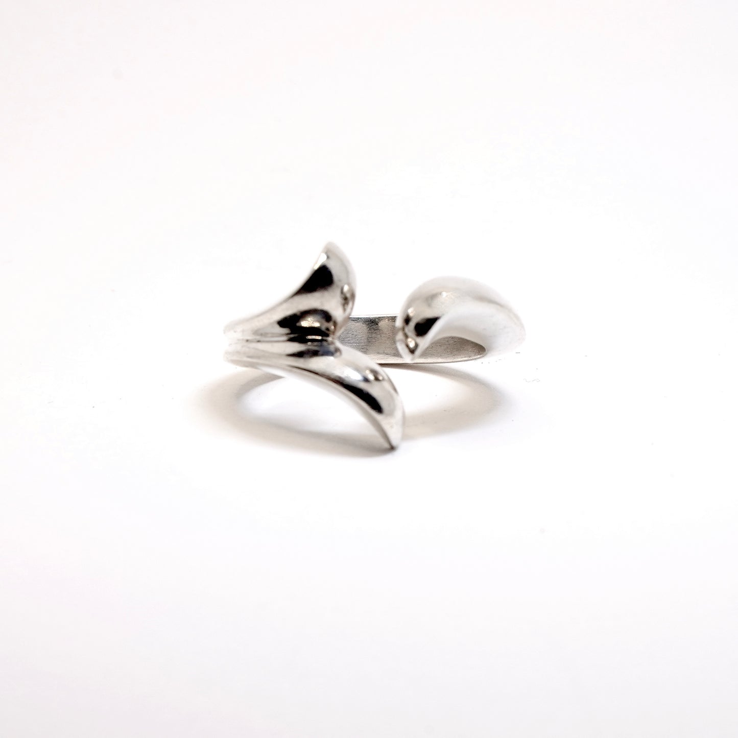 Tim & Mabel Wave Ring