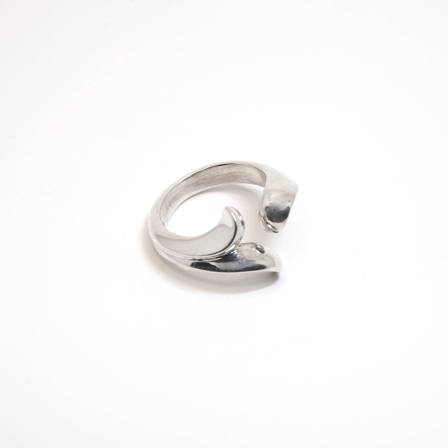 Tim & Mabel Wave Ring