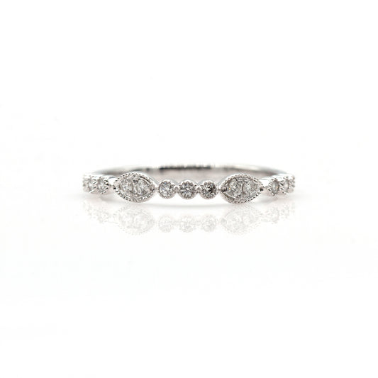 14K White Gold Diamond Shapes Band