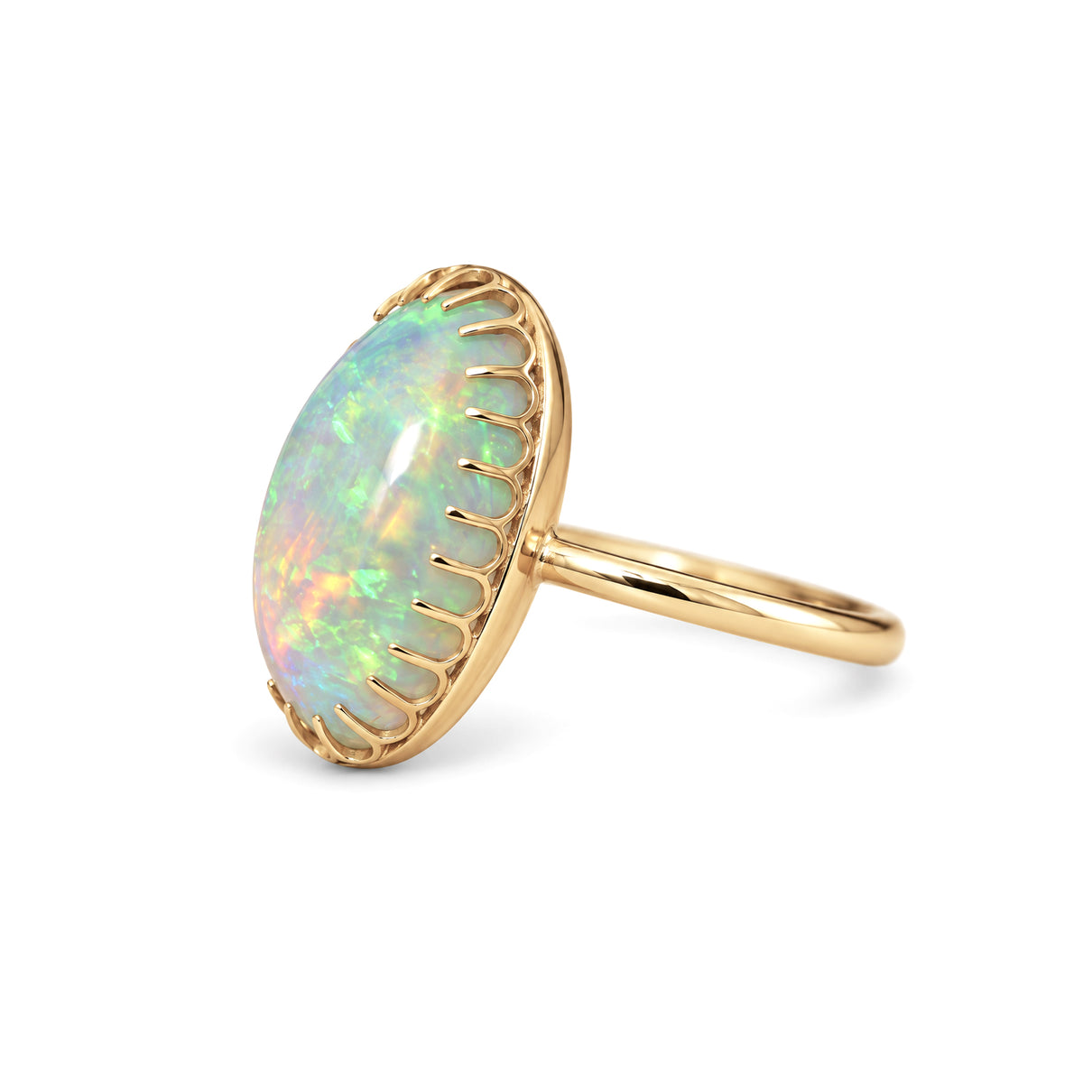 Vintage 14K Yellow Gold Australian Jelly Opal Ring