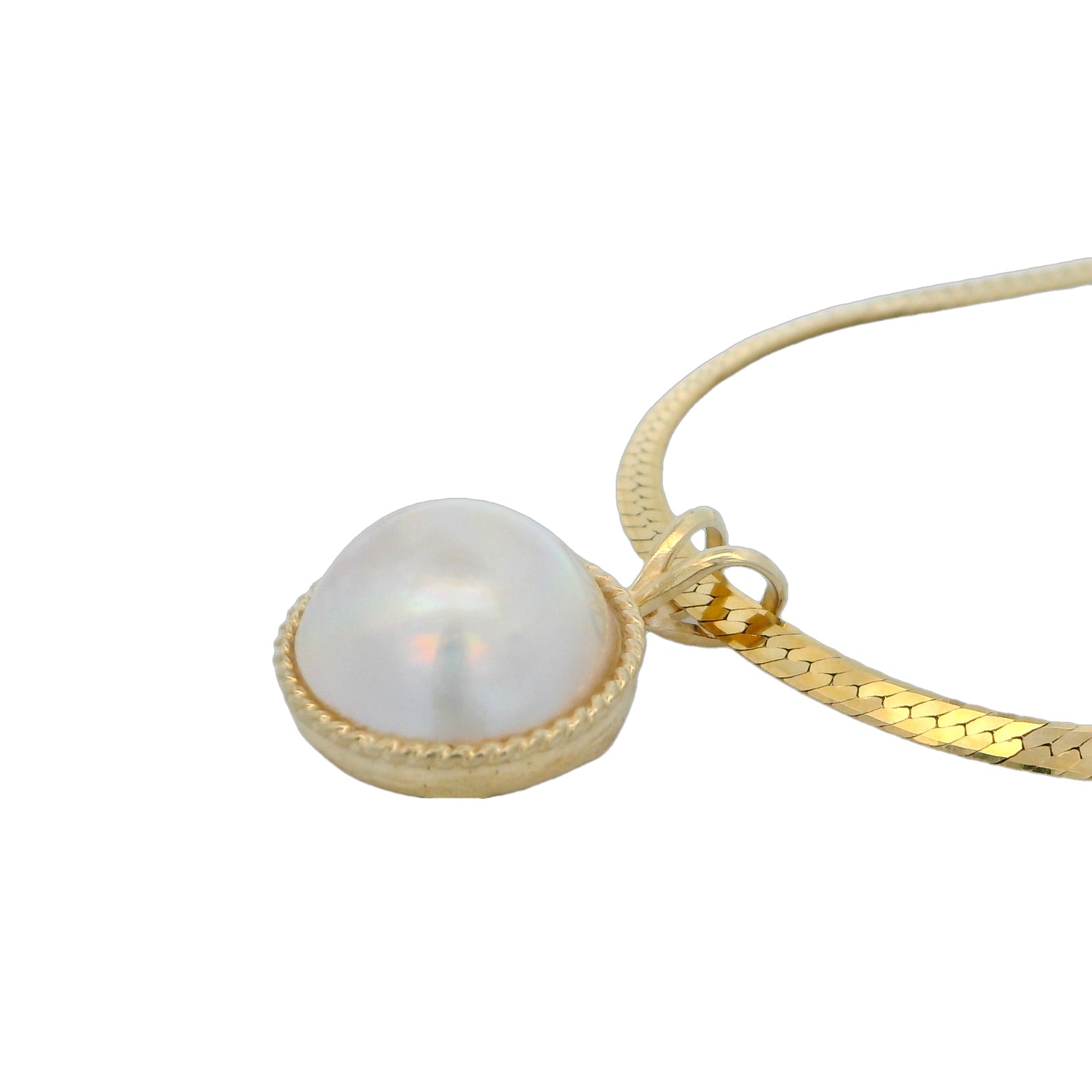 14k Yellow Gold Mabe Pearl Pendant