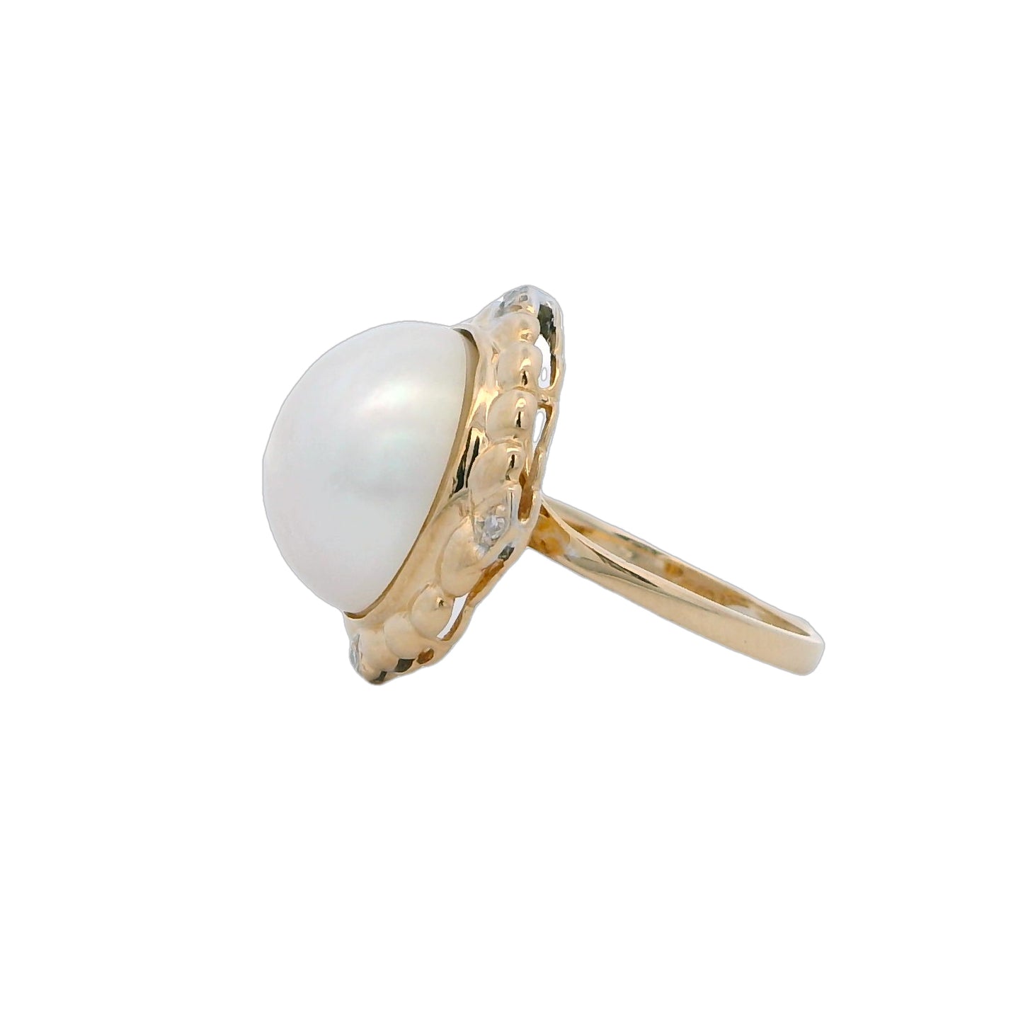 14k Yellow Gold Mabe Pearl & Diamond Ring