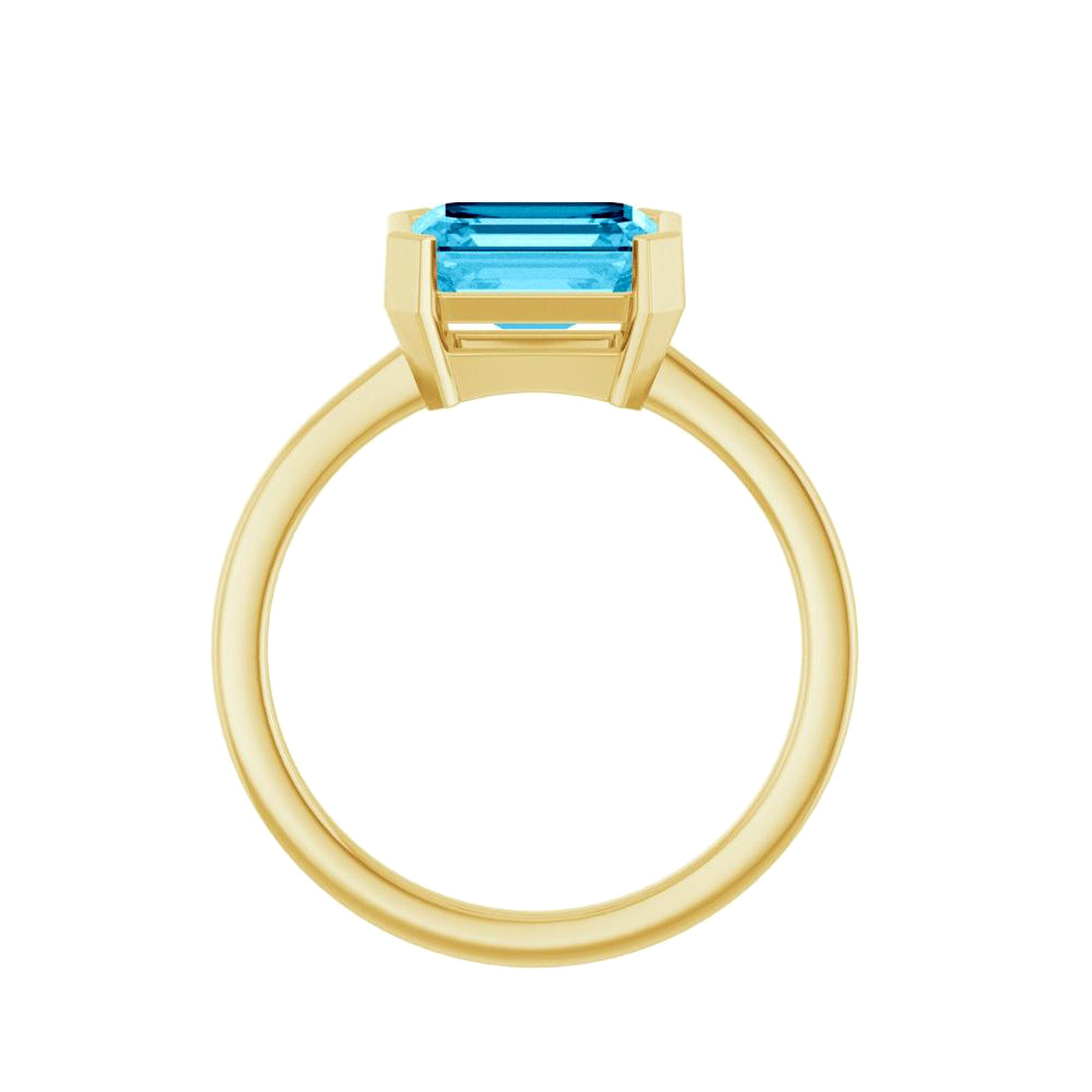 14k Gold Aqua Sapphire Solitare Ring