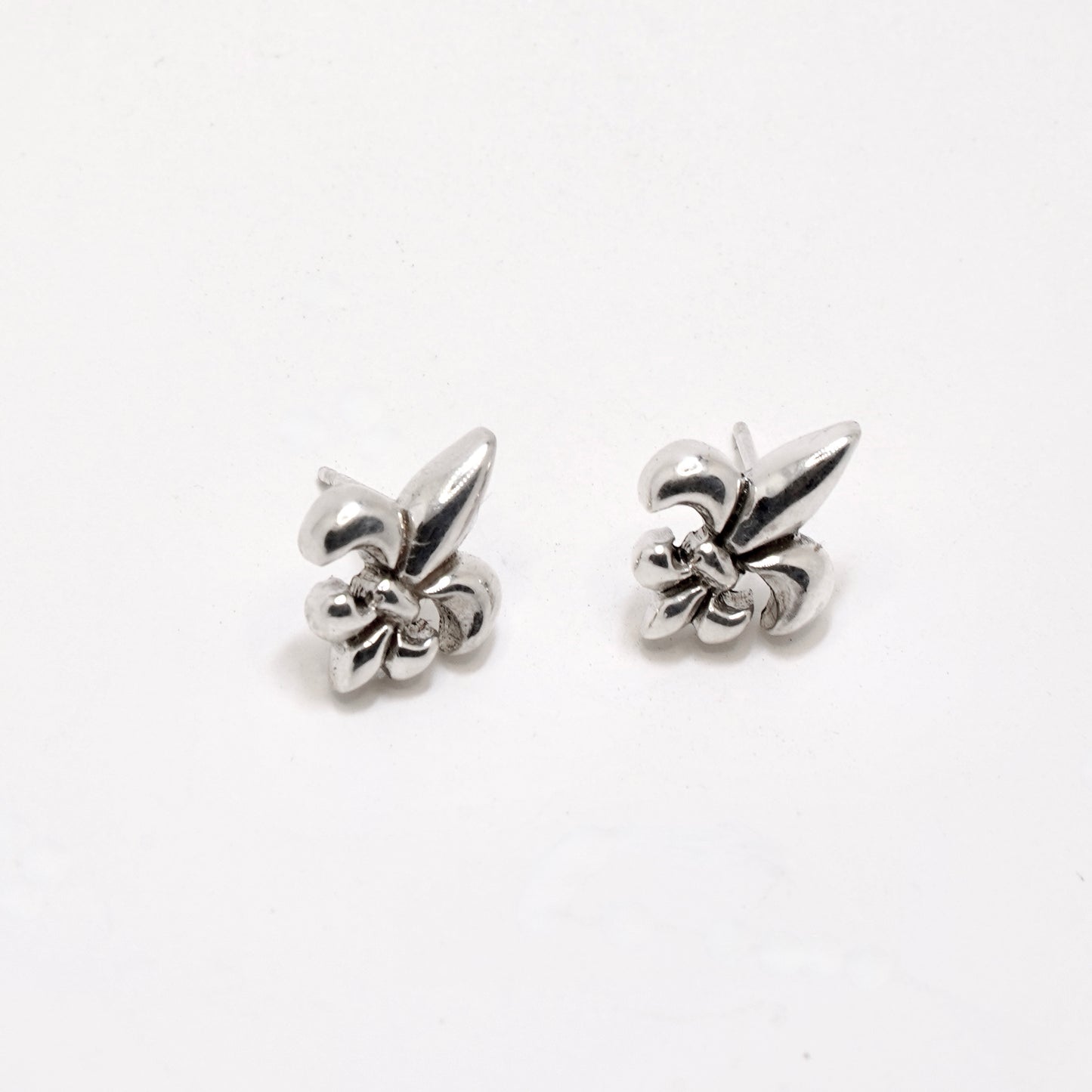 Tim & Mabel Classic Fleur de Lis Stud Earrings