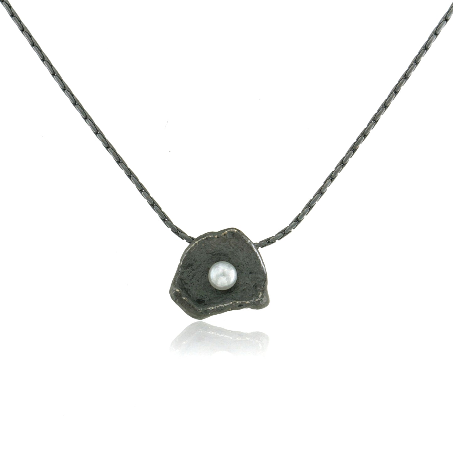 Mysterium Collection Sterling Petal with Pearl Necklace (Sm)