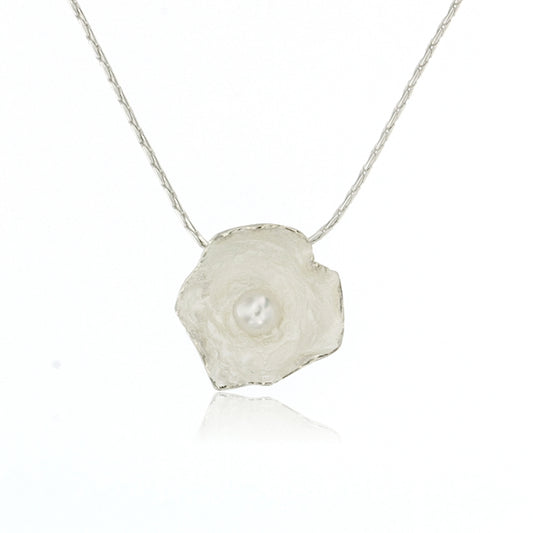 Mysterium Collection Sterling Petal & Pearl Necklace (Med)