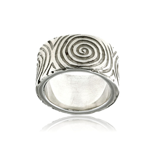 Mysterium Collection Oxidized Swirl Ring