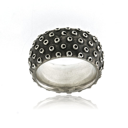 Mysterium Collection Oxidized Dots Ring