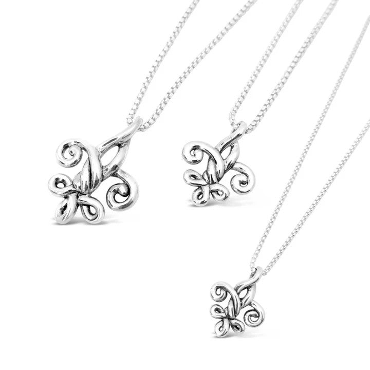 Cristy Cali Fleur de Love Knot Necklace (sm)
