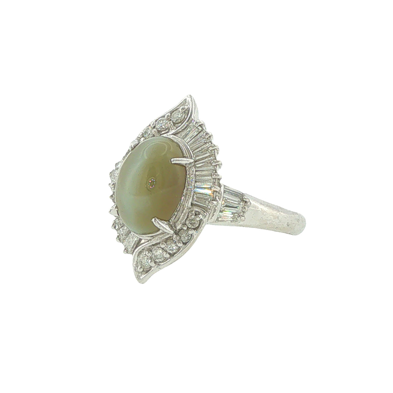 Retro Platinum Cat's Eye Chrysoberyl Diamond Ring
