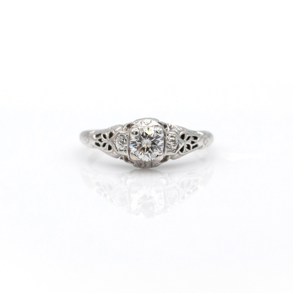 Estate Collection 18k Art Deco Diamond Ring