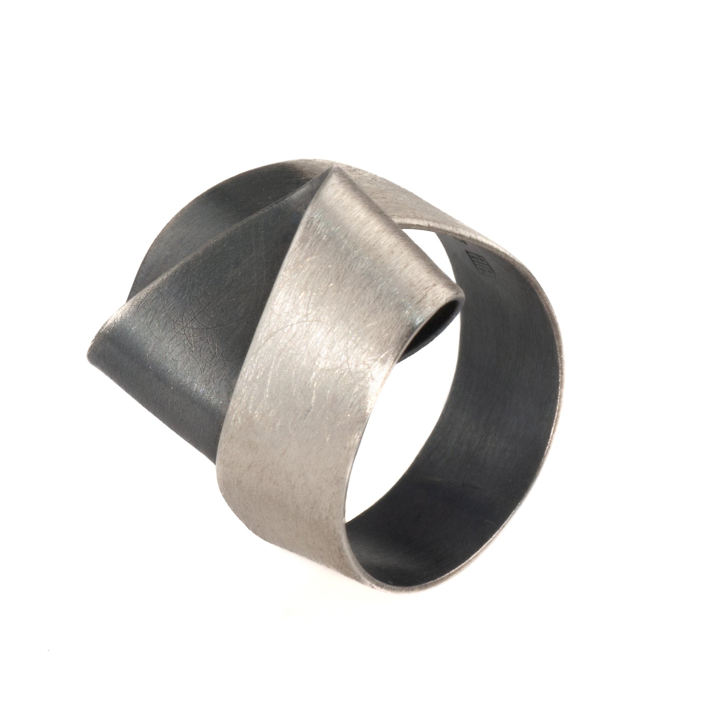 Mysterium Collection "Double Fold" Ring