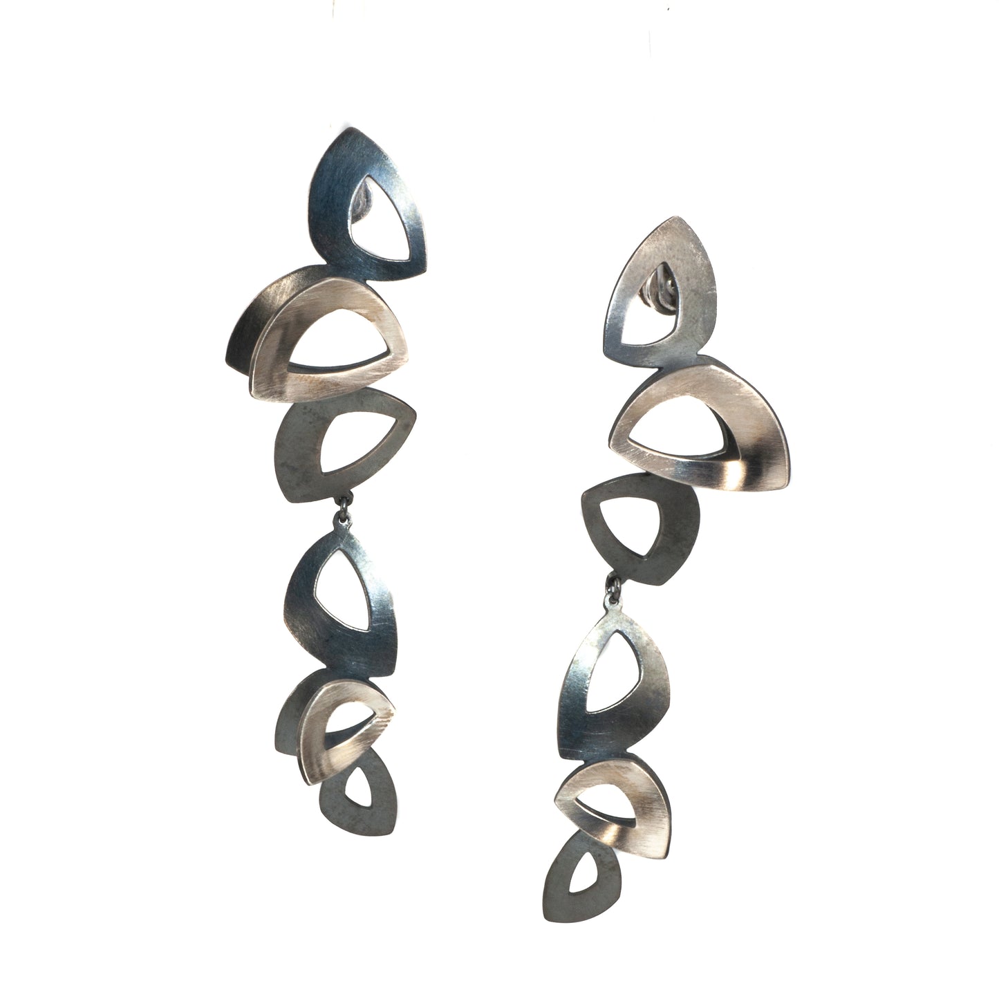 Mysterium Collection Open Link Cluster Earrings