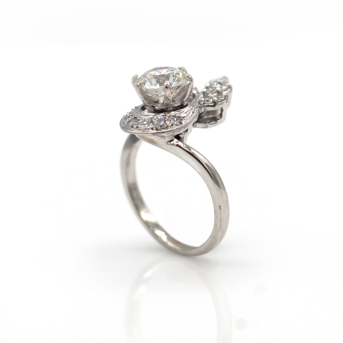 Estate Collection 18K 1.5ct Diamond Ring