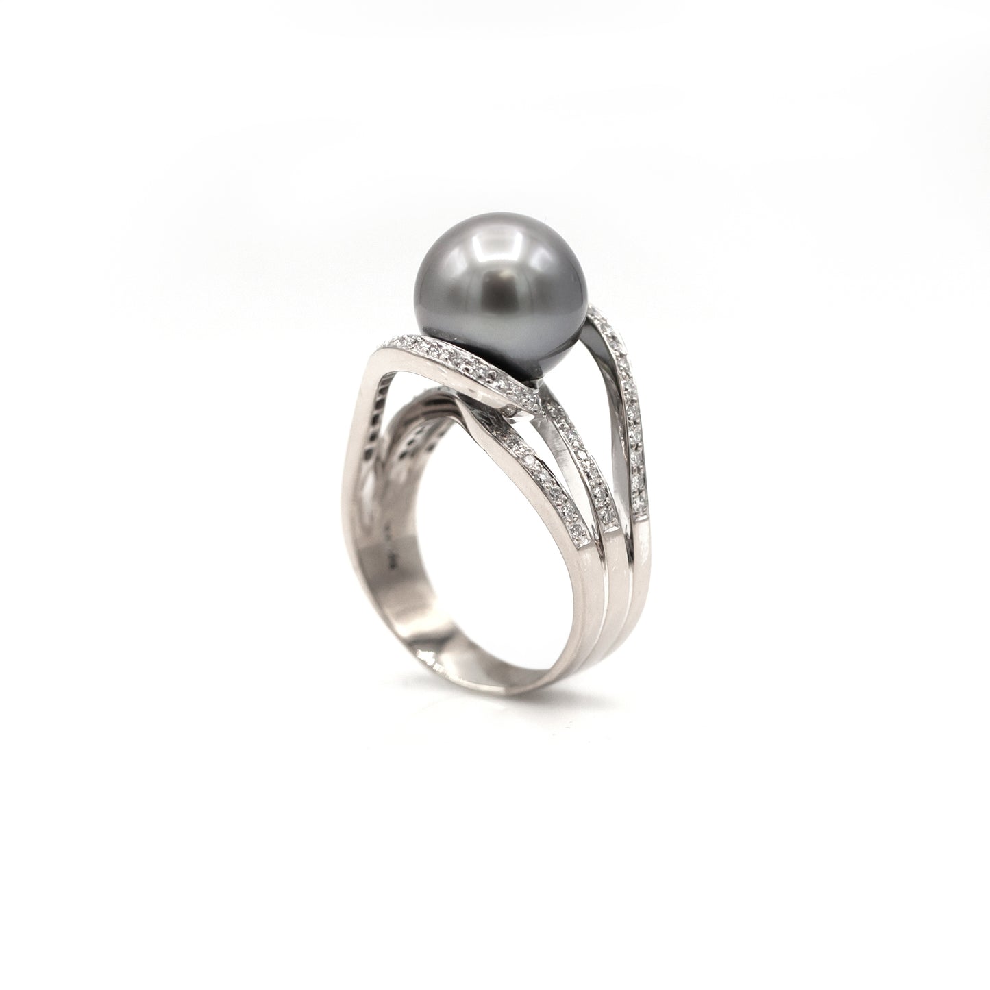 Estate Collection Tahitian Black Pearl & Diamond Ring