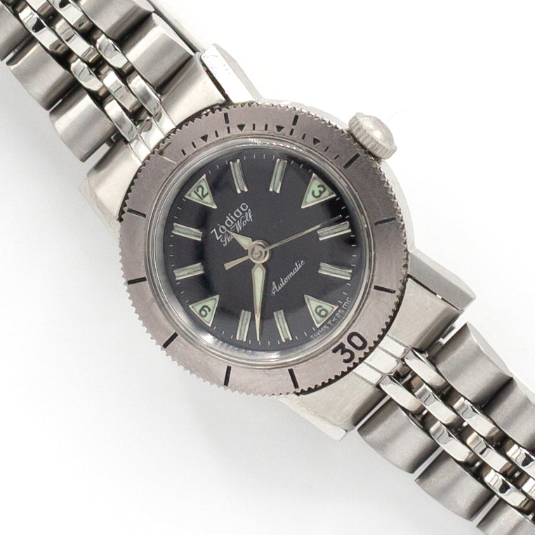 Vintage 1968 Petite Zodiac Seawolf 24 mm Watch – Symmetry Inc.