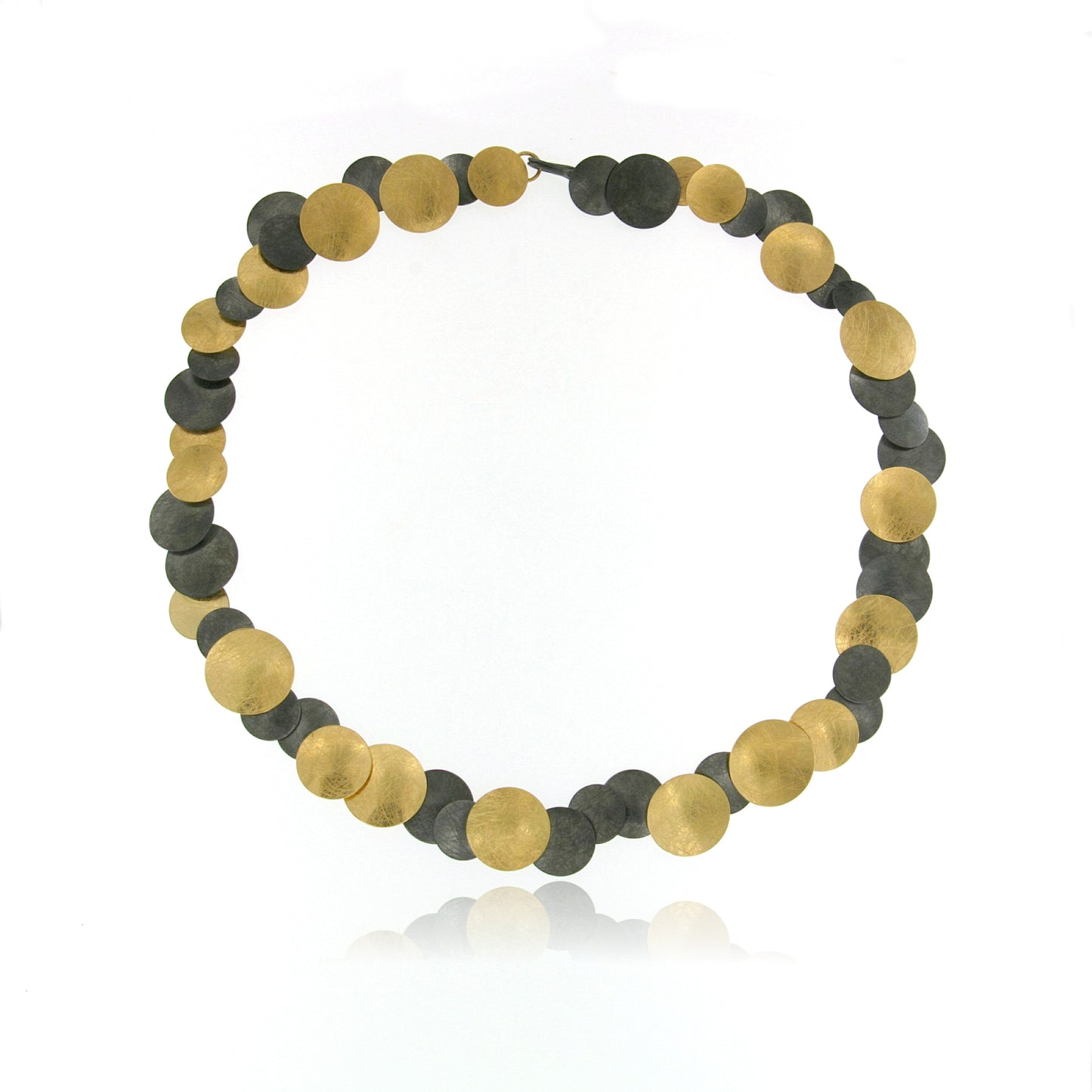 Mysterium Collection Black & Gold Linked Circular Necklace