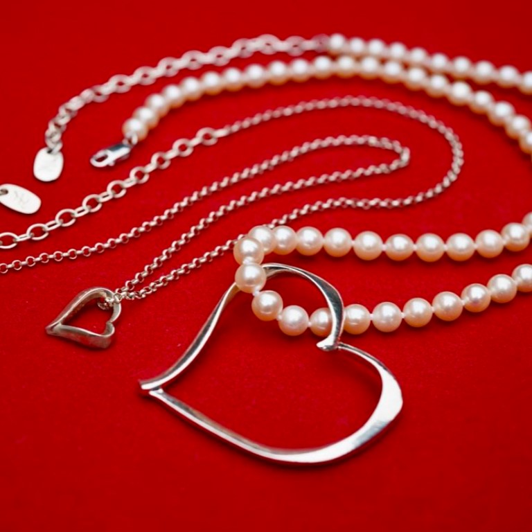 Tim & Mabel Big Open Heart Pearl Necklace